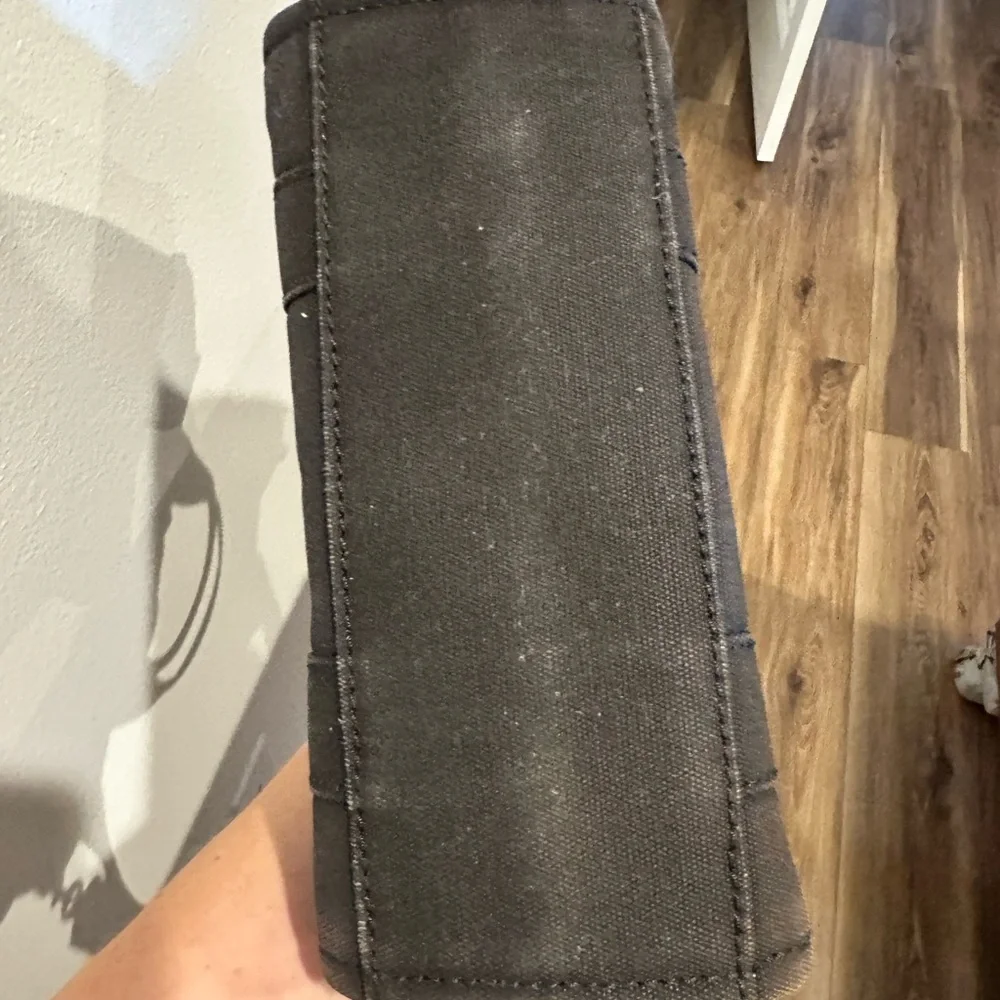 Marc Jacobs Black Tote Bag - Picture 9 of 9